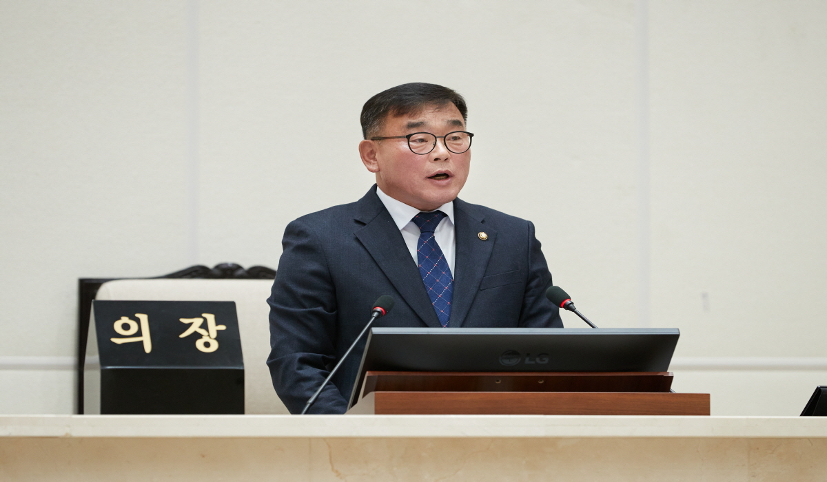 윤원균 의장